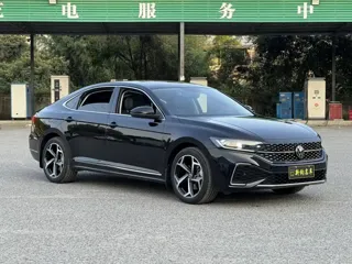 Volkswagen Passat 2025 купить из Китая, цена 3 991 000 ₽ — Suifenhe Auto