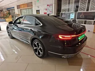 Volkswagen Passat 2025 купить из Китая, цена 4 125 000 ₽ — Suifenhe Auto