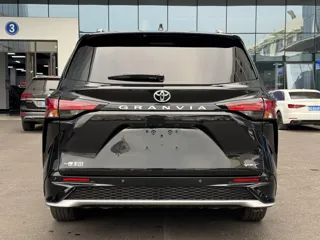Toyota Granvia 2025 купить из Китая, цена 6 909 000 ₽ — Suifenhe Auto