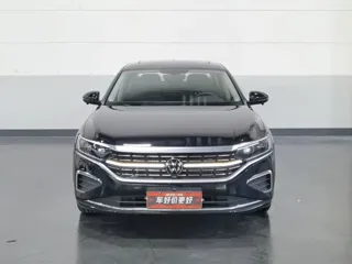 Volkswagen Passat 2024 купить из Китая, цена 3 842 000 ₽ — Suifenhe Auto