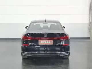 Volkswagen Passat 2024 купить из Китая, цена 3 842 000 ₽ — Suifenhe Auto