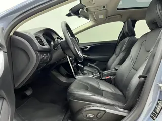 Volvo V40 2019 купить из Китая, цена 1 485 000 ₽ — Suifenhe Auto