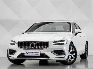 Volvo S60 2024 купить из Китая, цена 3 949 000 ₽ — Suifenhe Auto