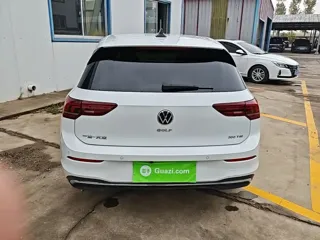 Volkswagen Golf 2025 купить из Китая, цена 3 170 000 ₽ — Suifenhe Auto