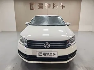Volkswagen Santana 2022 купить из Китая, цена 1 114 000 ₽ — Suifenhe Auto