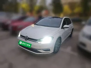Volkswagen Golf 2020 купить из Китая, цена 1 543 000 ₽ — Suifenhe Auto