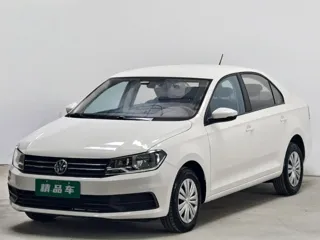Volkswagen Santana 2020 купить из Китая, цена 1 024 000 ₽ — Suifenhe Auto