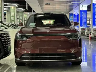 AITO M8 2025 купить из Китая, цена 8 836 000 ₽ — Suifenhe Auto