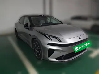 Lynk & Co 07 EM-P 2025 купить из Китая, цена 3 997 000 ₽ — Suifenhe Auto