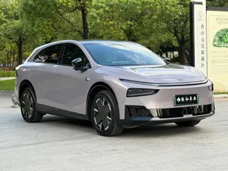 Xpeng G7 2026 купить из Китая, цена 5 046 000 ₽ — Suifenhe Auto