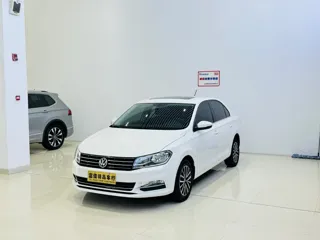Volkswagen Santana 2022 купить из Китая, цена 1 205 000 ₽ — Suifenhe Auto