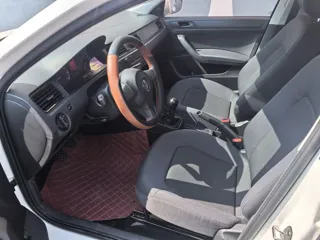 Volkswagen Santana 2020 купить из Китая, цена 1 118 000 ₽ — Suifenhe Auto