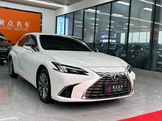 Lexus ES 2025 купить из Китая, цена 4 925 000 ₽ — Suifenhe Auto