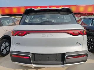 BYD Yuan Up 2026 купить из Китая, цена 2 030 000 ₽ — Suifenhe Auto