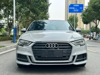 Audi A3 2019 купить из Китая, цена 1 525 000 ₽ — Suifenhe Auto
