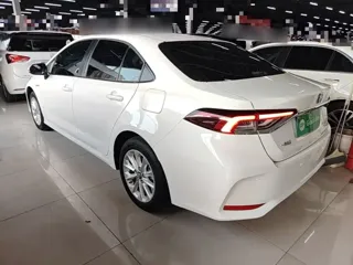 Toyota Corolla 2022 купить из Китая, цена 1 950 000 ₽ — Suifenhe Auto