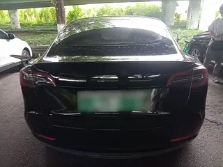Tesla Model 3 2023 купить из Китая, цена 4 775 000 ₽ — Suifenhe Auto