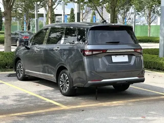 Wuling Jiachen 2024 купить из Китая, цена 1 605 000 ₽ — Suifenhe Auto