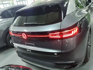 Volkswagen ID.4 X 2023 купить из Китая, цена 4 217 000 ₽ — Suifenhe Auto