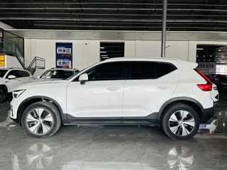 Volvo XC40 2024 купить из Китая, цена 2 977 000 ₽ — Suifenhe Auto
