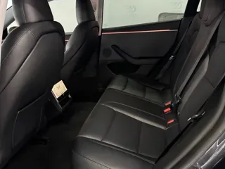 Tesla Model 3 2024 купить из Китая, цена 4 092 000 ₽ — Suifenhe Auto