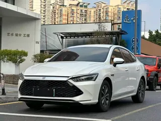 BYD Qin Plus 2024 купить из Китая, цена 2 303 000 ₽ — Suifenhe Auto
