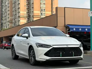 BYD Qin Plus 2024 купить из Китая, цена 2 303 000 ₽ — Suifenhe Auto