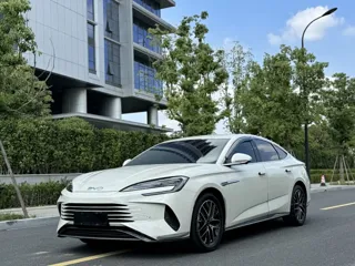 BYD Seal 07 DM-i 2025 купить из Китая, цена 2 871 000 ₽ — Suifenhe Auto