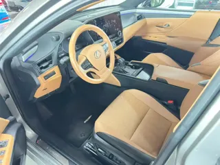 Lexus ES 2025 купить из Китая, цена 4 940 000 ₽ — Suifenhe Auto
