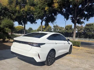 Chery Fengyun A8 2025 купить из Китая, цена 2 673 000 ₽ — Suifenhe Auto