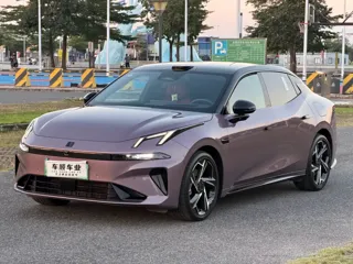 Lynk & Co 07 EM-P 2025 купить из Китая, цена 3 900 000 ₽ — Suifenhe Auto