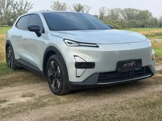 Deepal S05 2025 купить из Китая, цена 3 594 000 ₽ — Suifenhe Auto