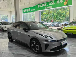 Lynk & Co 07 EM-P 2026 купить из Китая, цена 3 886 000 ₽ — Suifenhe Auto