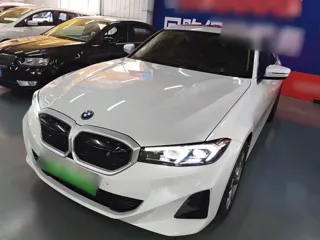BMW i3 2023 купить из Китая, цена 4 703 000 ₽ — Suifenhe Auto