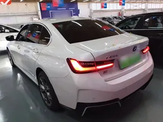 BMW i3 2023 купить из Китая, цена 4 703 000 ₽ — Suifenhe Auto