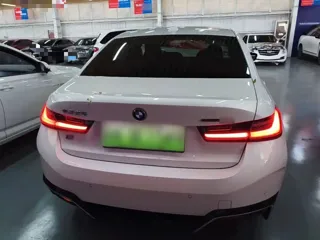 BMW i3 2023 купить из Китая, цена 4 703 000 ₽ — Suifenhe Auto