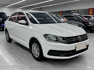 Volkswagen Santana 2020 купить из Китая, цена 1 179 000 ₽ — Suifenhe Auto