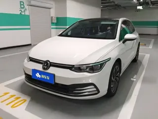 Volkswagen Golf 2023 купить из Китая, цена 1 575 000 ₽ — Suifenhe Auto
