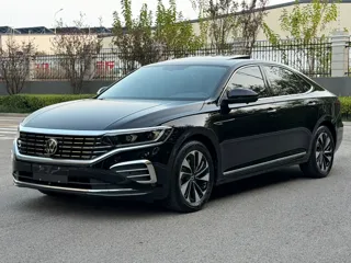 Volkswagen Passat 2023 купить из Китая, цена 2 357 000 ₽ — Suifenhe Auto