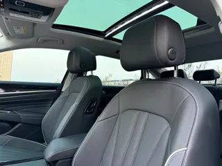Volkswagen Passat 2023 купить из Китая, цена 2 357 000 ₽ — Suifenhe Auto