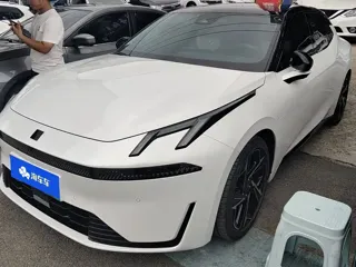 Lynk & Co 07 EM-P 2024 купить из Китая, цена 3 119 000 ₽ — Suifenhe Auto
