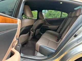 Lexus ES 2024 купить из Китая, цена 4 093 000 ₽ — Suifenhe Auto