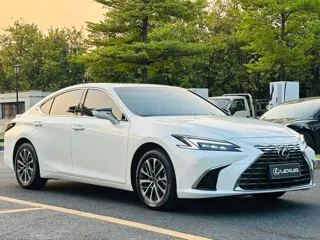 Lexus ES 2026 купить из Китая, цена 8 489 000 ₽ — Suifenhe Auto
