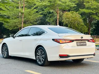 Lexus ES 2026 купить из Китая, цена 8 489 000 ₽ — Suifenhe Auto