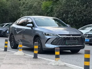 BYD Qin Plus 2025 купить из Китая, цена 2 236 000 ₽ — Suifenhe Auto