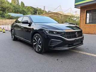 Volkswagen Passat 2026 купить из Китая, цена 4 124 000 ₽ — Suifenhe Auto