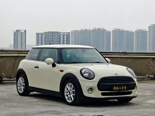 MINI Cooper 2019 купить из Китая, цена 1 595 000 ₽ — Suifenhe Auto