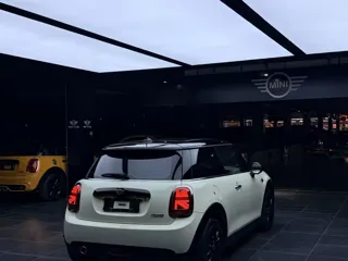 MINI Cooper 2020 купить из Китая, цена 2 062 000 ₽ — Suifenhe Auto