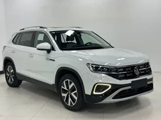 Volkswagen Tayron 2023 купить из Китая, цена 2 447 000 ₽ — Suifenhe Auto