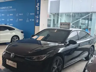 Volkswagen Passat 2024 купить из Китая, цена 4 287 000 ₽ — Suifenhe Auto